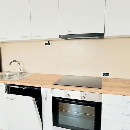 Magenta Zvezdara Apartment เบลเกรด ภายนอก รูปภาพ